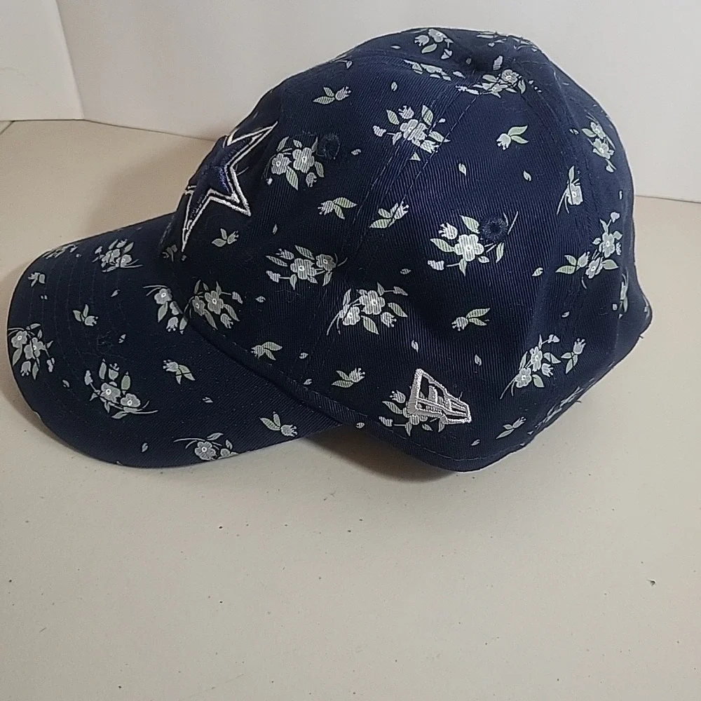 Dallas Cowboys New Era Girls Youth Floral 9TWENTY NFL Adjustable Hat Navy NEW